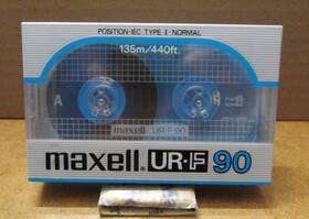 Maxell 025215113017 Ur-f 90 Blue Blank Cassette Iec Type I Normal Bias Japan