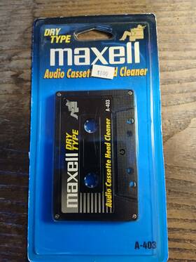 A-403 Maxell Vintage Dry Type Audio Cassette Head Cleaner Tape New