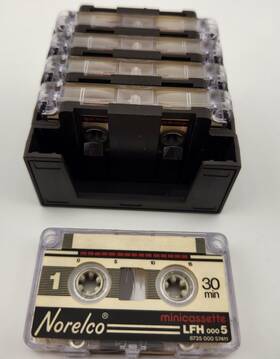 Lfh0002 Norelco Lfh 30 Minute Blank Mini Cassettes Lot Of 5 Tapes With Clip Package